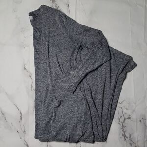 LulaRoe Heathered Gray Sweater Sarah